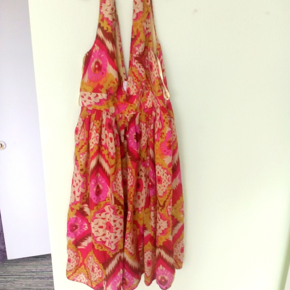 Silk dress, size 4, like new